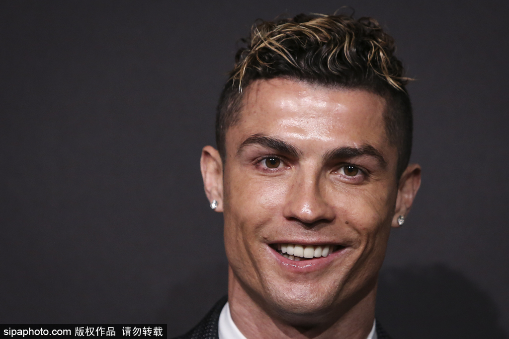 度摆腿完成 度摆腿完成